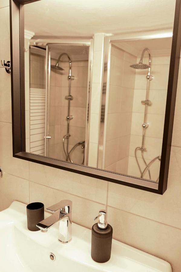 Thessaloniki Center Deluxe Apartment Ngoại thất bức ảnh